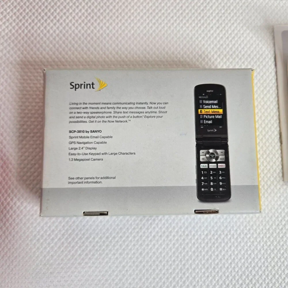Vintage Sanyo SCP-3810 Sprint Flip Phone Charger Manuals Pre-Owned